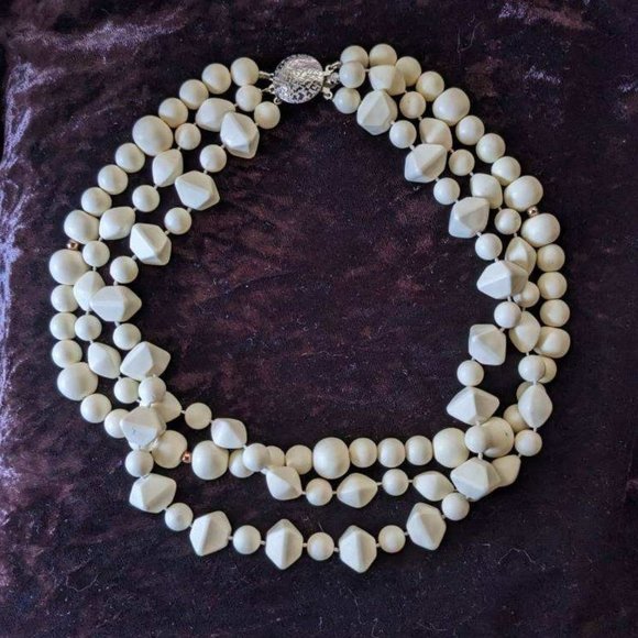 Perfect Summer Beads Exc Vintage Plastic 3-Strand Necklace Bracelet JUST FOR FUN - Picture 16 of 16